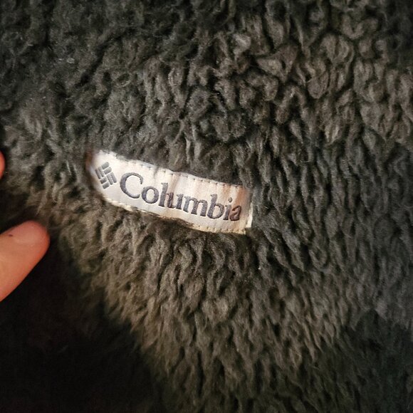 Columbia Fuzzy Camo Jacket Size L - Picture 2 of 4